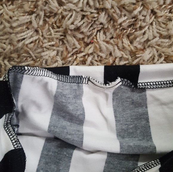 Two Victoria's Secret Pink Mini Skirts - Picture 4 of 6